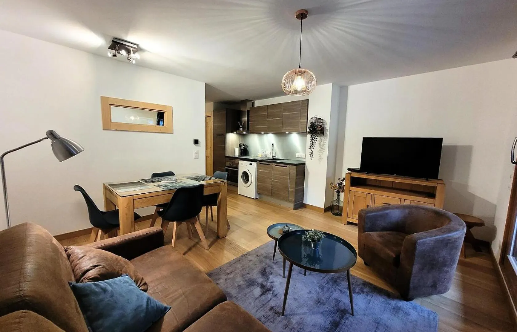 Residence Le Solaret - Appartement Centre Village Pour 4 Personnes Mae-0821 location